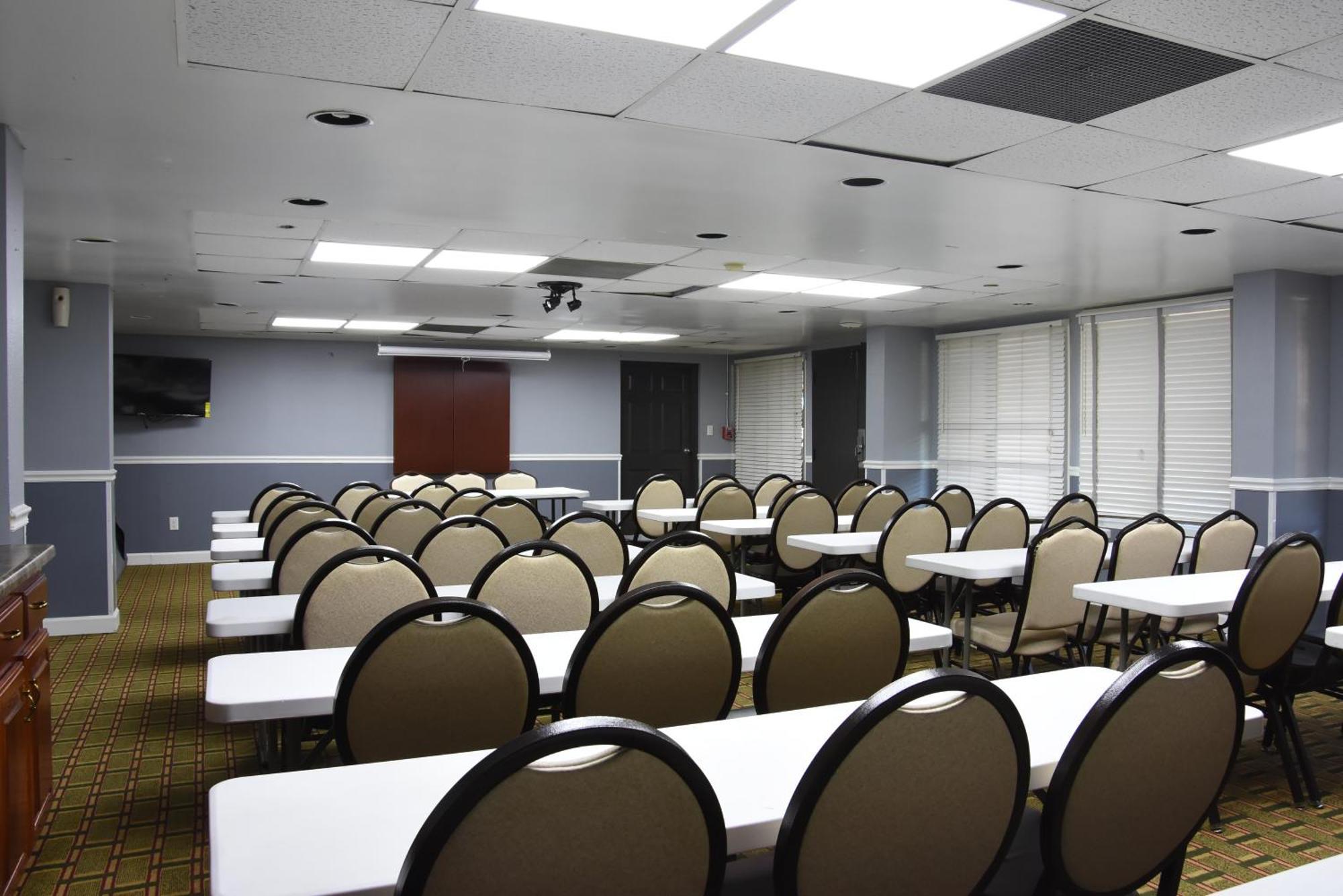 Days Inn By Wyndham Lebanon Bagian luar foto