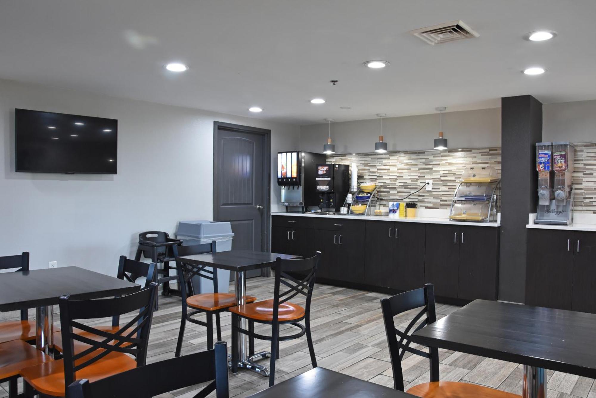 Days Inn By Wyndham Lebanon Bagian luar foto